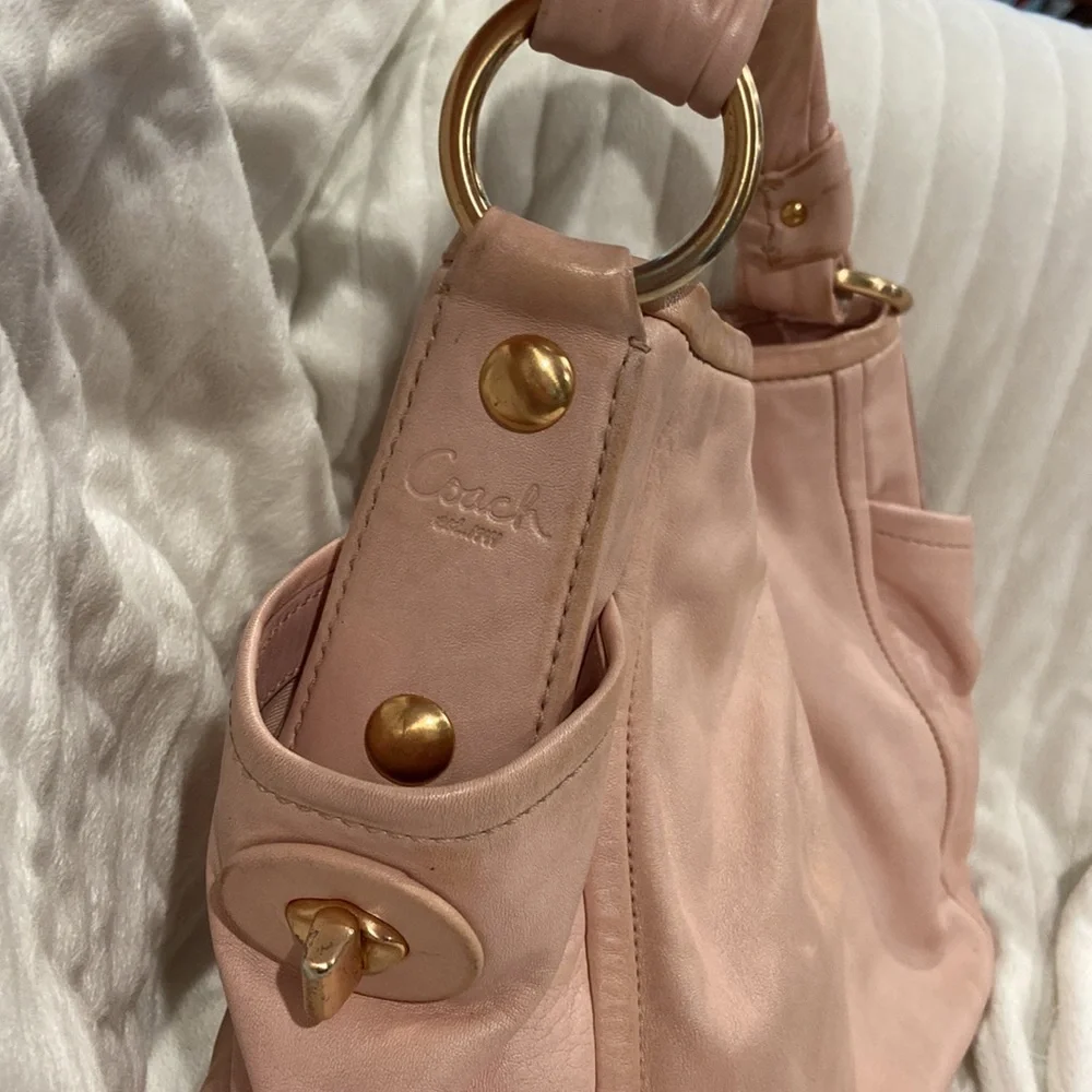 GUC Coach Metallic Pink Hobo Bag - Picture 2 of 9